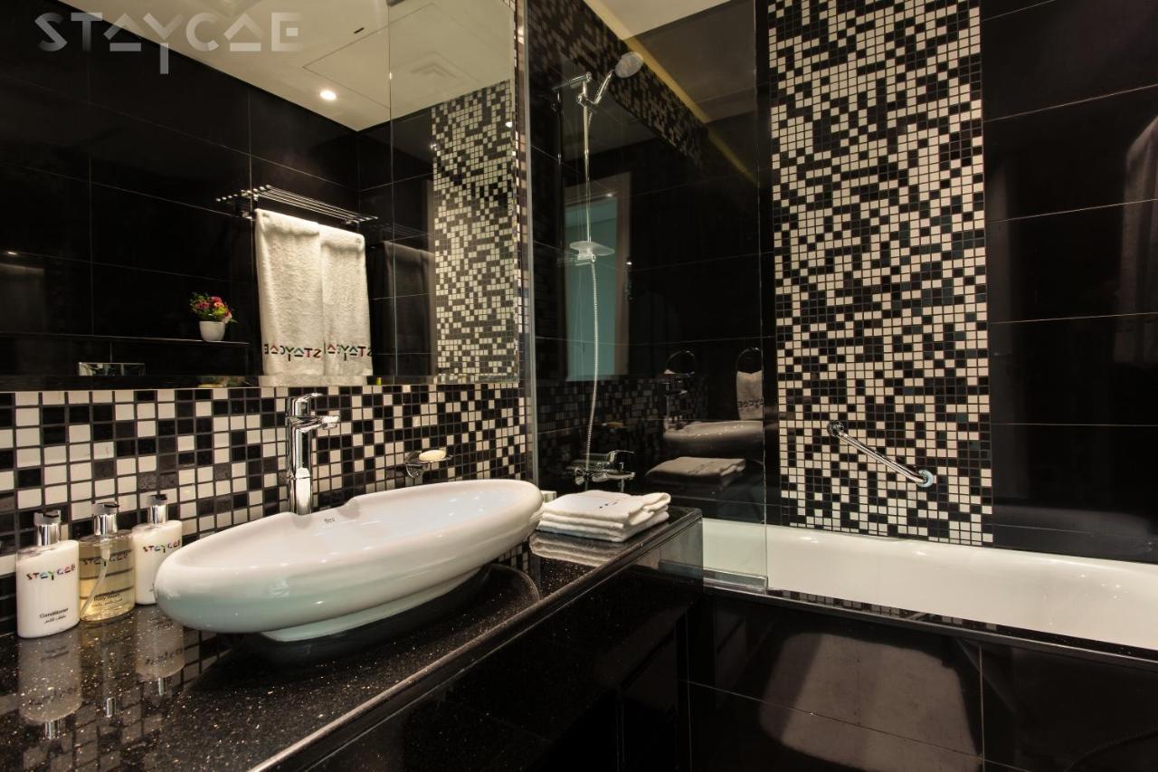 Staycae Bay's Edge Apartment Dubai