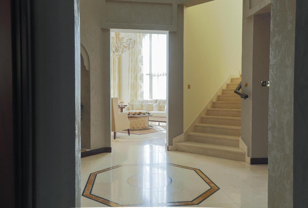 Nasma Luxury Stays - Frond D Palm Jumeirah *