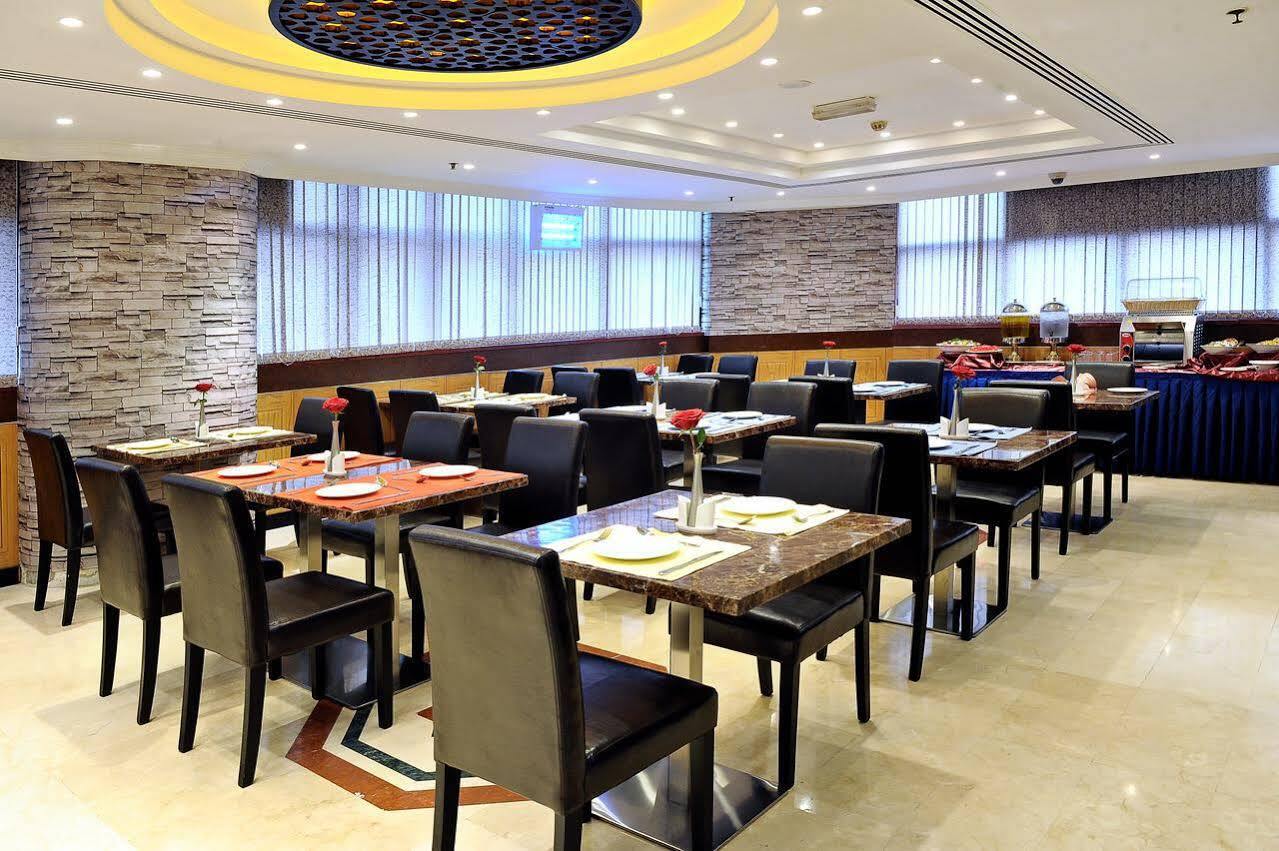 Signature Al Riqqa Dubai