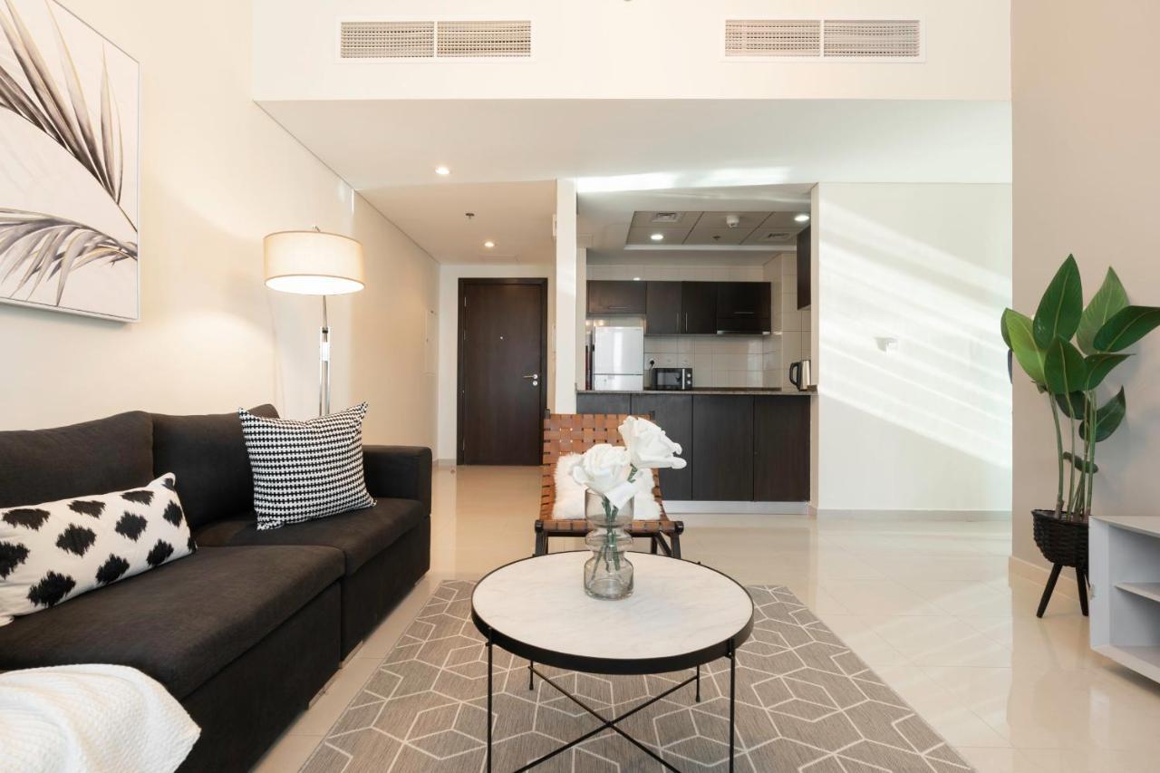 Apartment Guestready - Monochromatic Adventure