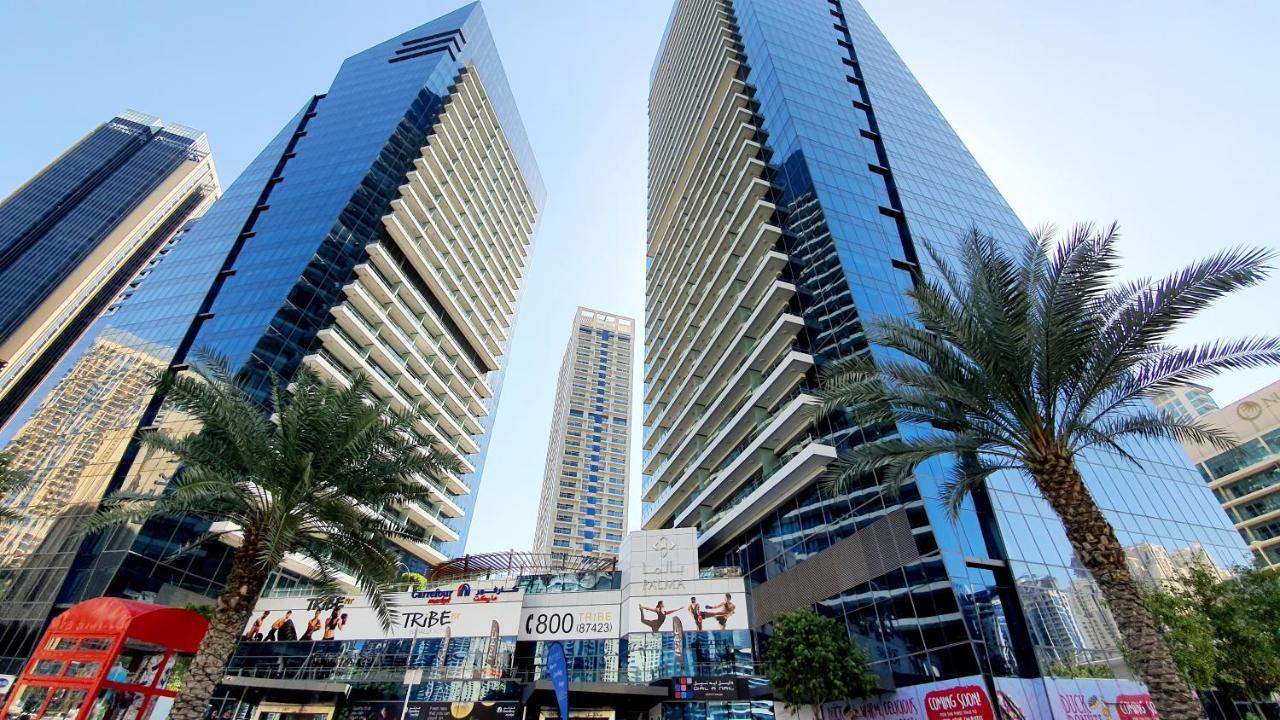 Here - Marina 2 Bedroom Silverene Tower Apartment Dubai