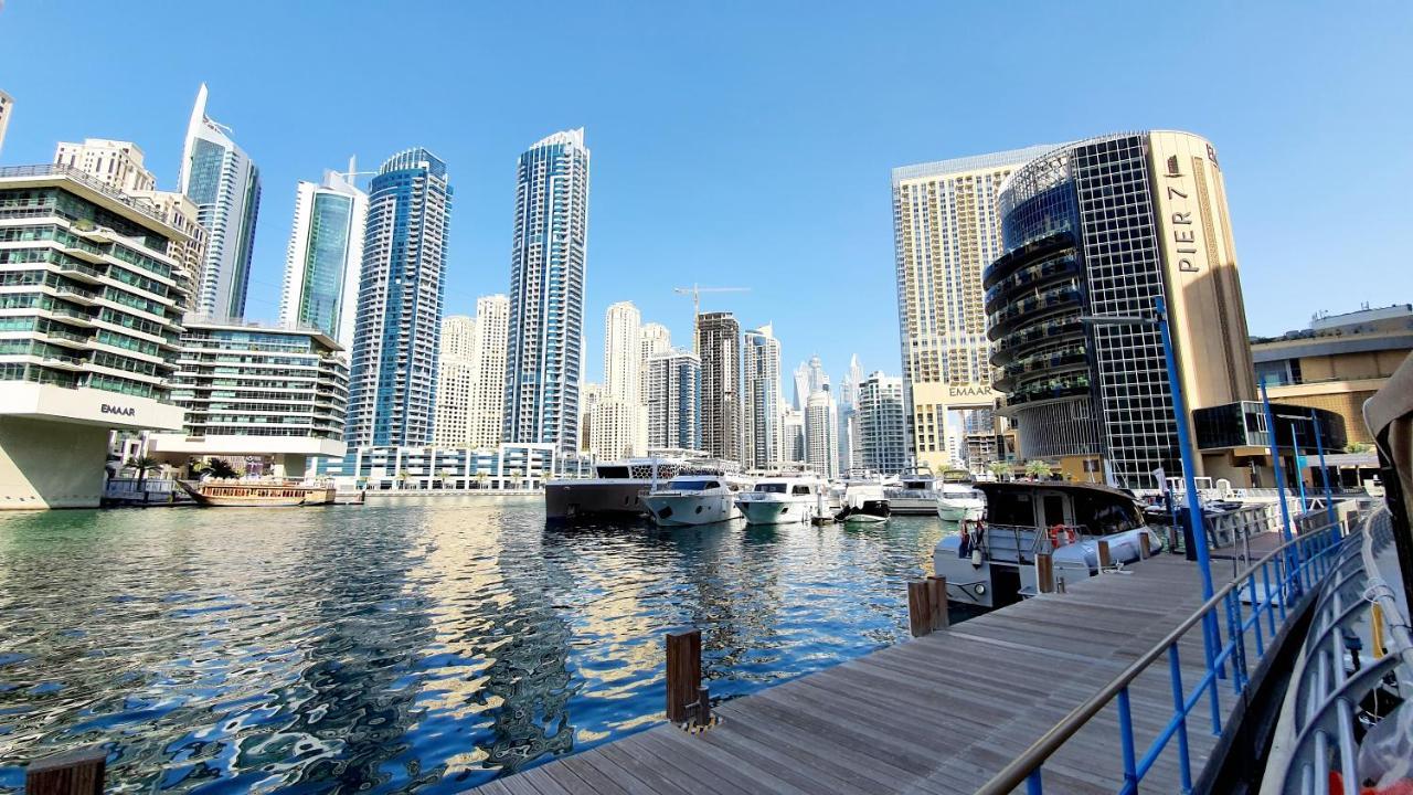 Apartment Here - Marina 2 Bedroom Silverene Tower