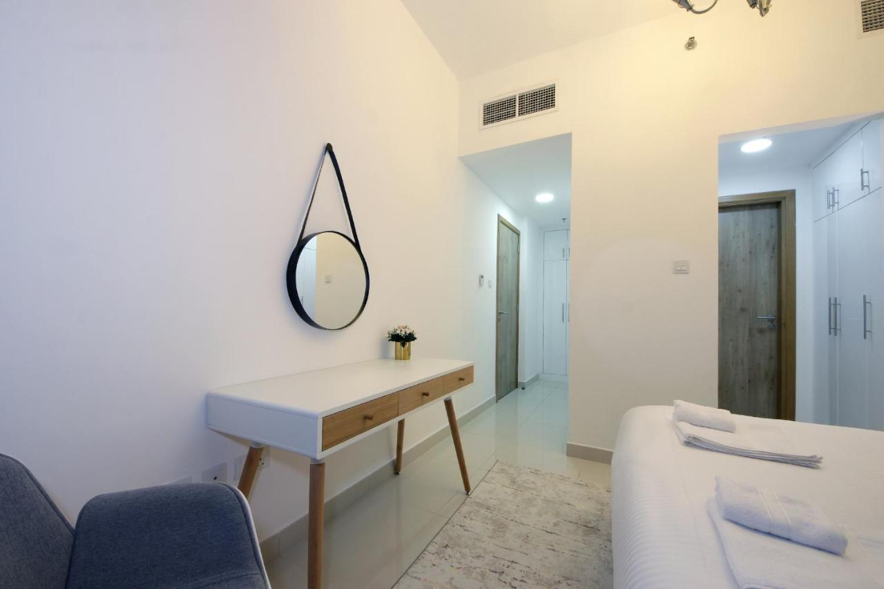 Daire Shh - Luxury 1 Bedroom With Balcony, Marina View, Continental Tower, Marina