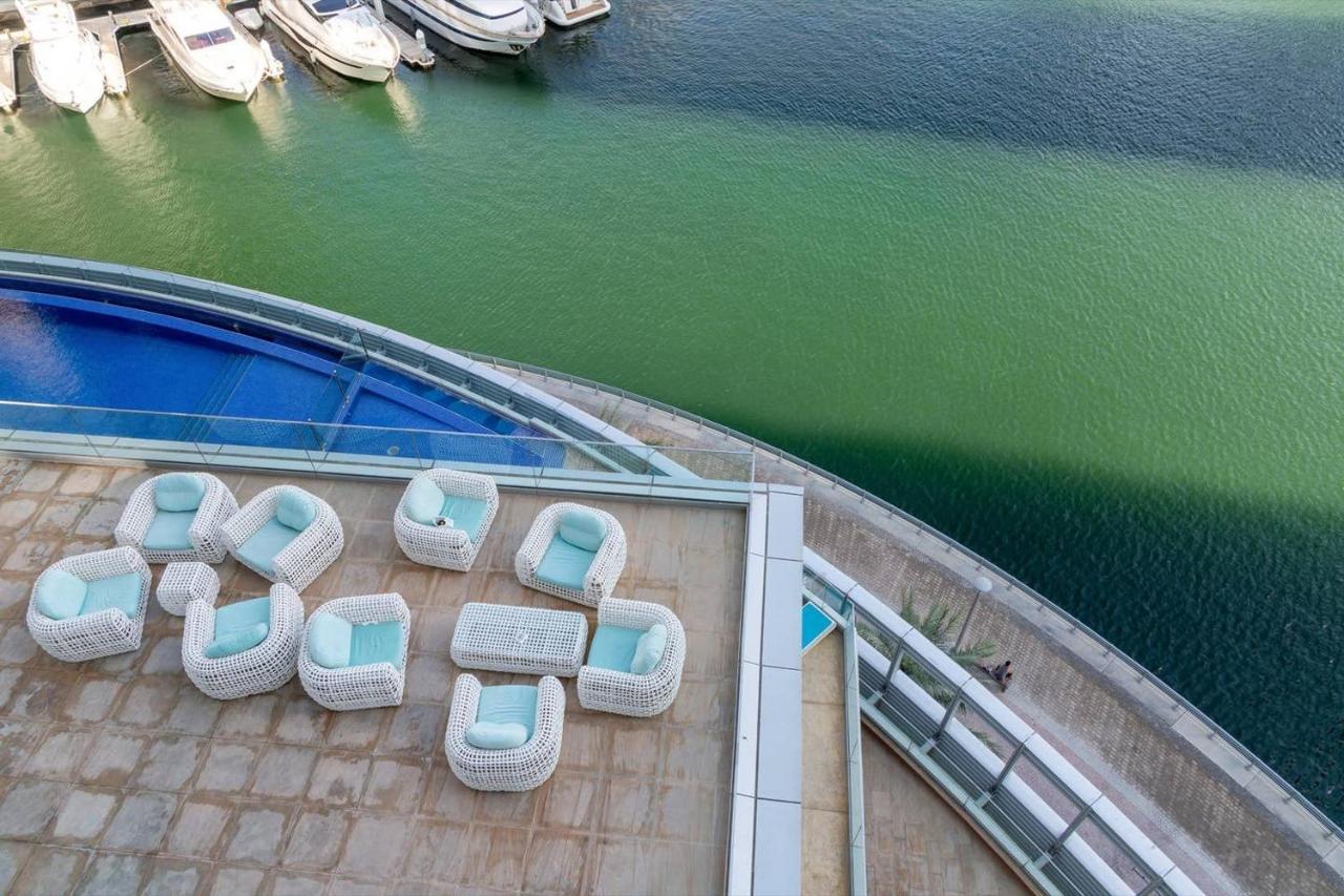 Astonishing 1br In Fabulous Cayan Tower Apartment