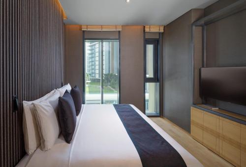 The Residences Caesars Palace Bluewaters Dubai