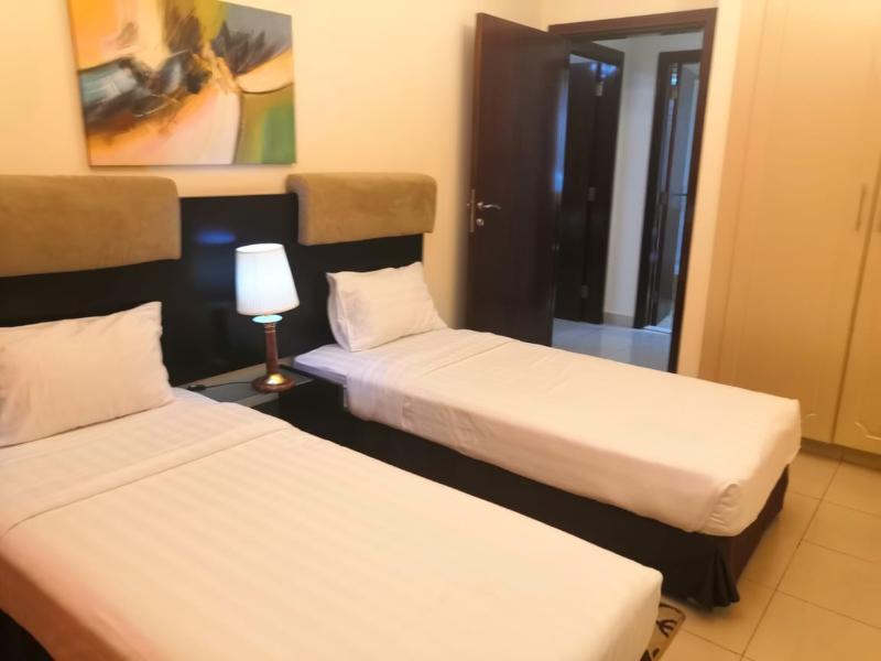 Fortune Classic Apartment, Airport ,near Dafza Metro Station Aparthotel Dubai