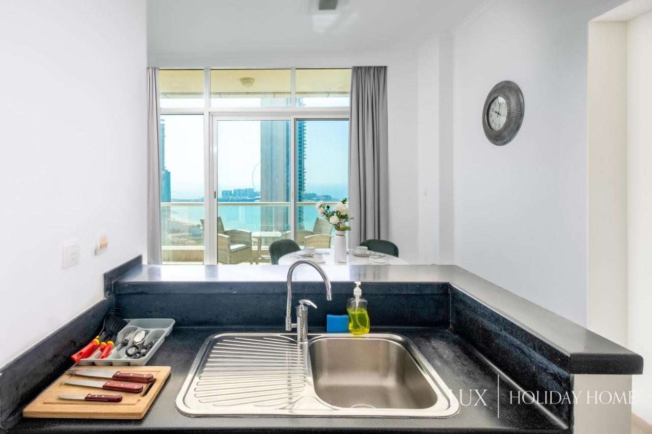 Apartment Lux - The Marina Sea View Dubai