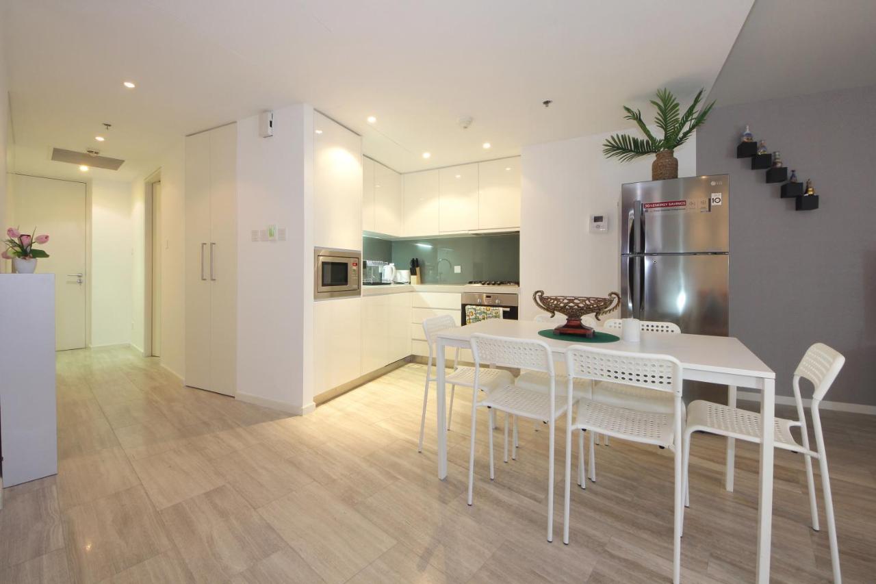 Shh - D1 Tower Apartments