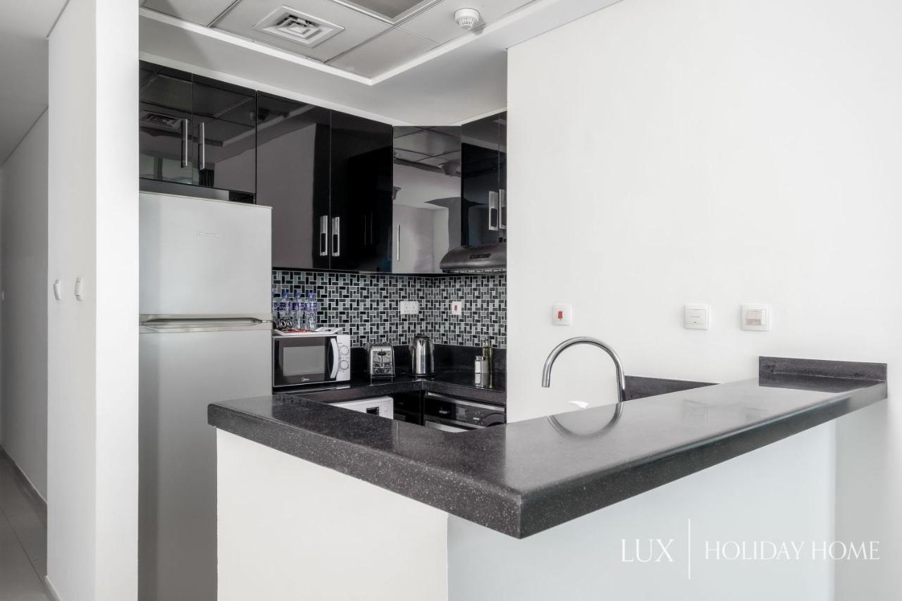Apartment Lux - The Marina Sea View *
