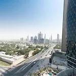 Lux BnB Studio DIFC