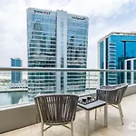Dream Inn Apartments - Bay Square