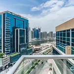 Dream Inn Apartments - Bay Square