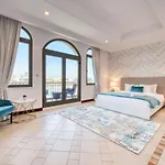 Luxe 5Br Villa With Assistant\'S Room And Private Pool On Palm Jumeirah By Deluxe Holiday Homes