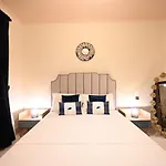 Newly Furnished. Cozy Apartment. Quite Location.