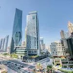 Tranquil Studio At Sky Gardens Difc By Deluxe Holiday Homes