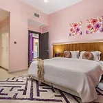 Live In Style. Luxury Destination - Oia - Motor City