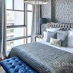 Dream Inn - City Walk Modern & Luxury