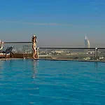 Two Seasons Hotel & Apartments