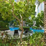 Ultimate Stay / 4 Beds / Full Opera View / Dubai Mall & Burj Khalifa - 5 Min Walk