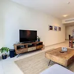 Key View - Elite Residence