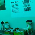 Sharaf Dg Metro Partition Private Room Very Very Small - Flat 39-01#