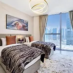 Stella Maris, Dubai Marina - Striking Two Bedroom