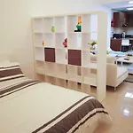 Super Oyo 741 Home Lakeside Residence 917