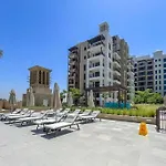 Vogue Jumeirah Living - Near Burj Al Arab & Beach