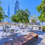 Burj Royale - Luxurious Apartment Near Burj Khalifa & Dubai Mall