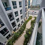 Sky 9 Hostel