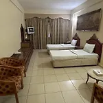 Diplomat Hotel
