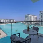 Vogue Lagoon District One Residence