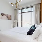 Full Burj And Creek Views Modern 4 Bed Upgraded