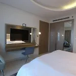Brown Stone Holiday Homes Paramount Towers