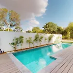 Luxurious 5 Bed Villa - Al Barari