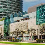 Dubai Metro Al Karama Building