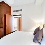 Spacious 2Br With Central Location At Standpoint Tower