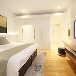 New Arabian Luxury 2 Bedroom In Blue Water