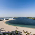 Al Hatimi, Shoreline Apartments, Palm Jumeirah, Dubai