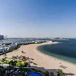 Al Hatimi, Shoreline Apartments, Palm Jumeirah, Dubai
