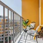 Frank Porter - Noor 3 Midtown