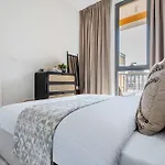 Frank Porter - Noor 3 Midtown