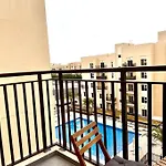 Pool View 1Bedroom In Remraam, Al Ramth 11