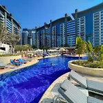 Oceana Luxury 4 Bedroom Apartment With Resort Access And Sea Views By Exclusive Holiday Homes