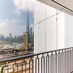 Downtown Views 2 - Sleek Two Bedroom
