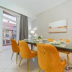 Spacious 2 Bedroom Apartment In Mirdif