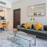 One Bed In Dubai Marina With Marina Views, Hosted By Desert City Stays