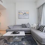 Posh 1Br - High End Furnishings Near Burj Khalifa 606