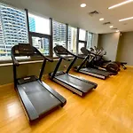 Wake Up To Marina View-Luxurious