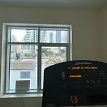 Spacious 2 Bed Apt At Marina High Floor